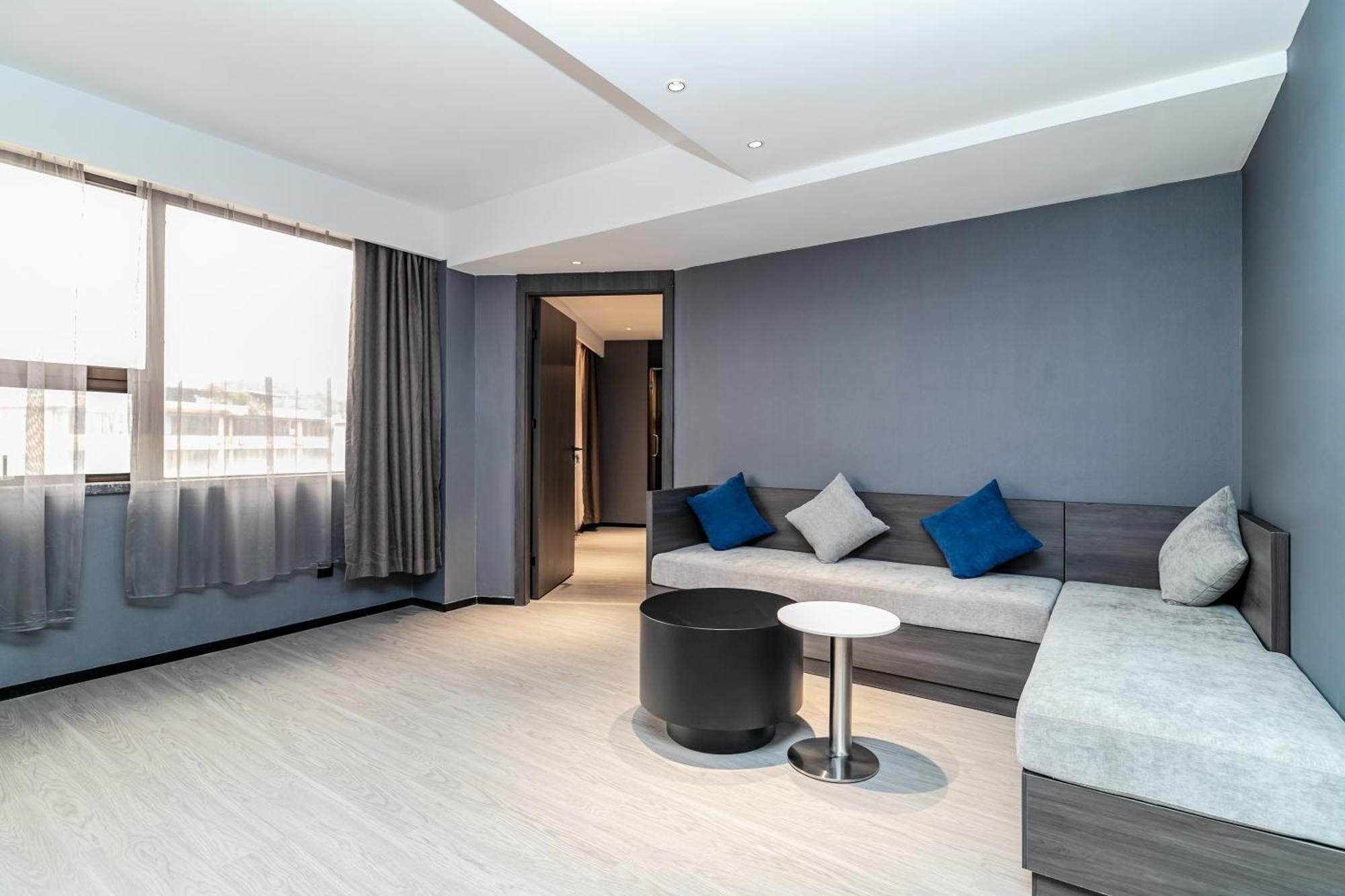 Insail Hotels  Guangzhou Bagian luar foto